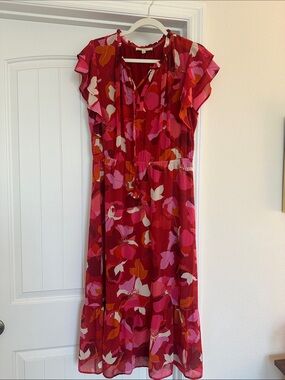 Tie-Neck Floral Midi Dress in Red and Pink